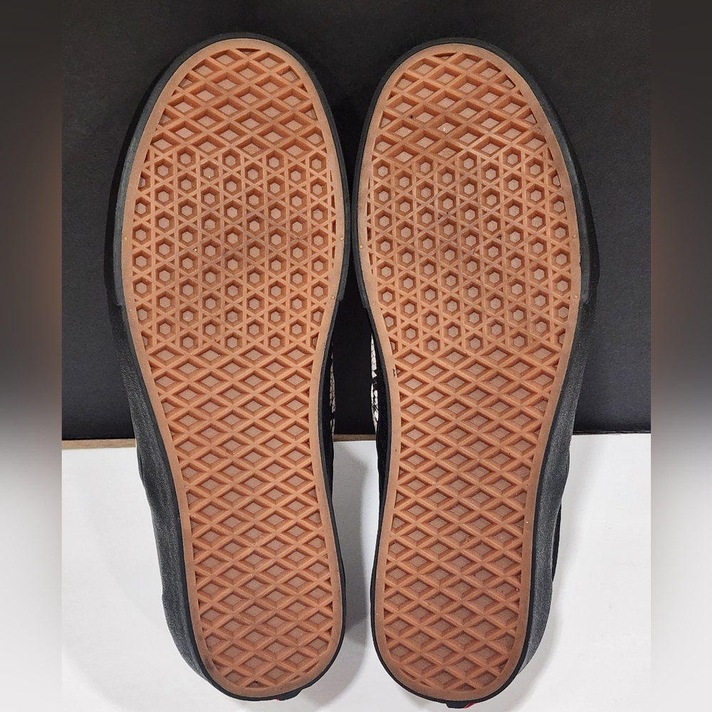 Vans Black and Cream Slip-On Sneakers - Picture 9 of 16